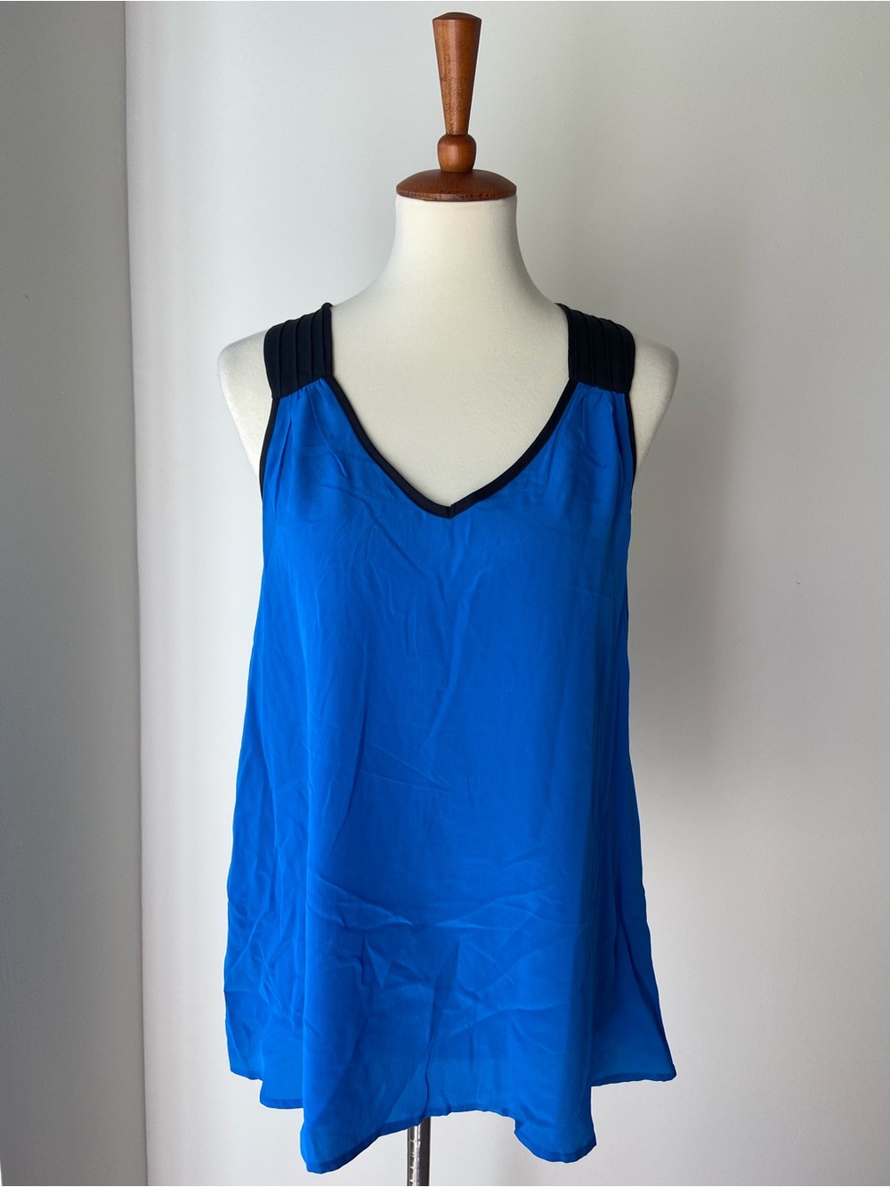 Vintage silk royal blue v-neck racerback tank with black trim